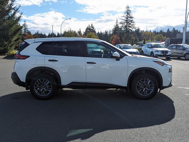 2023 Nissan Rogue S - No Accidents, AWD, Heated Seats image 5