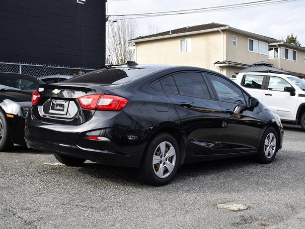2018 Chevrolet Cruze LS - Backup Camera, BlueTooth, Air Conditioning image 5