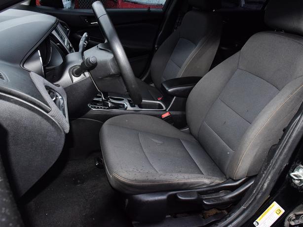 2018 Chevrolet Cruze LS - Backup Camera, BlueTooth, Air Conditioning image 8