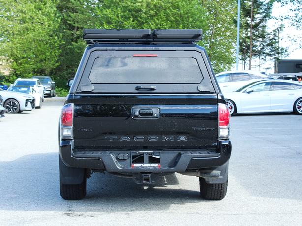 2023 Toyota Tacoma TRD Pro - Navigation, Heated Seats, Leather image 5