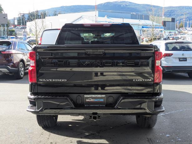 2022 Chevrolet Silverado 1500 Custom - 2.7L I4, CrewCab, Short Box, 4x4 image 6