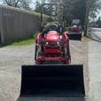 2024 Mahindra 1100 series 1120 HST thumbnail image 3