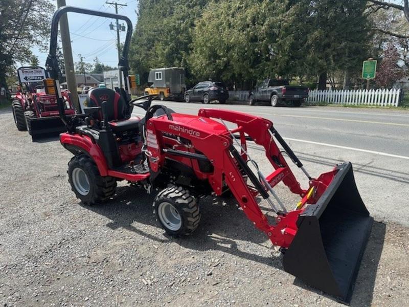 2024 Mahindra 1100 series 1120 HST display photo