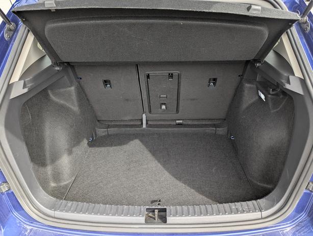 2024 Volkswagen Taos Comfortline - No Accidents, Heated Seats, Sunroof image 8