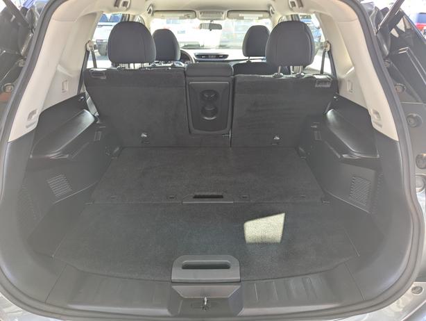 2018 Nissan Rogue S - Heated Seats, Android Auto/Apple CarPlay image 8
