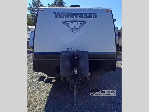 Used 2016 Winnebago Industries Towables Minnie 2401 RG image 2