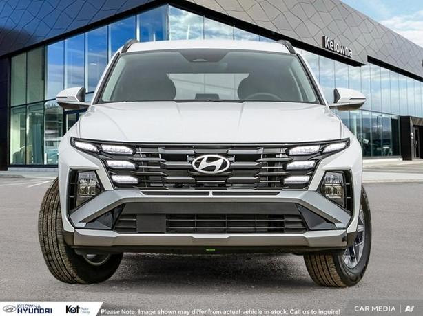 2025 Hyundai Tucson Preferred demo image 2