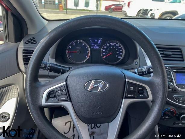 2012 Hyundai Accent GL - ONE OWNER! 4 NEW TIRES! REPLACED BRAKE PADS AND ROTORS! image 7