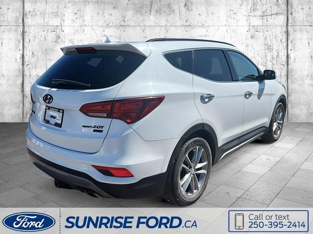 2017 Hyundai Santa Fe Sport SE image 5
