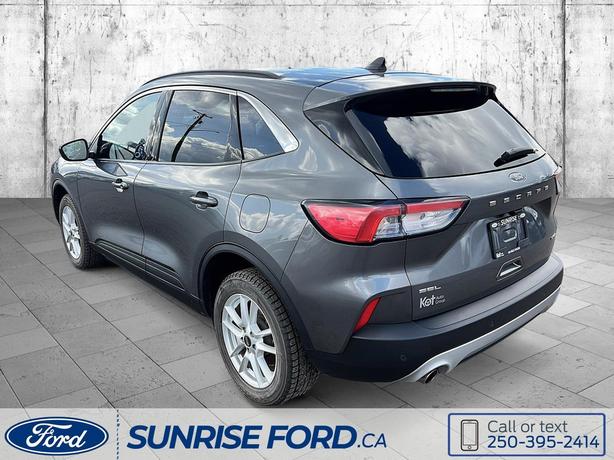 2022 Ford Escape SEL image 7