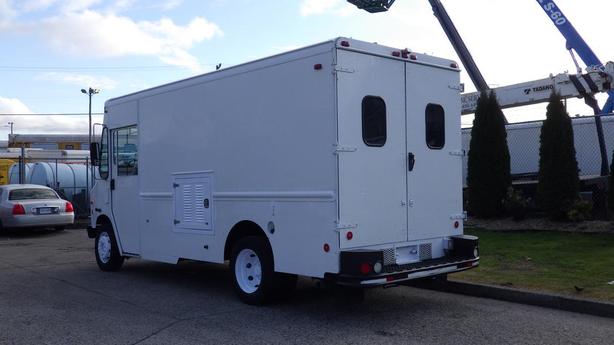 2006 Morgan Olson Workhorse W42 Step Van Rear Workshop 14 foot image 7