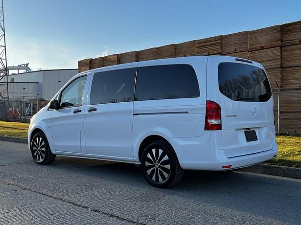 2022 Mercedes-Benz Metris 7 Passenger Van image 7