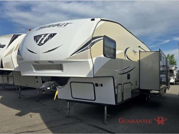 Used 2017 Keystone RV Hideout 315RDTS image 3
