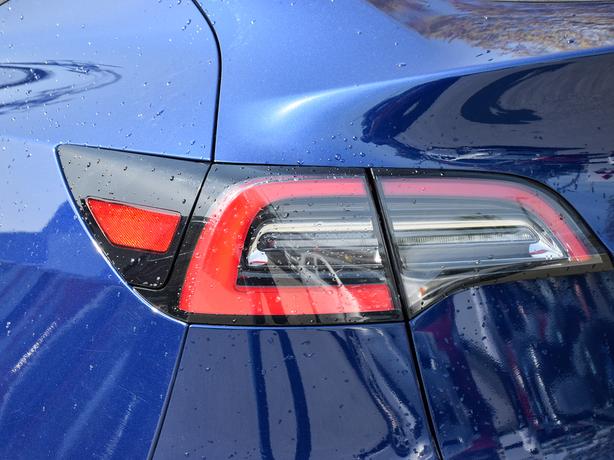 2021 Tesla Model Y Standard Range - One Owner, Sub Zero Package image 6