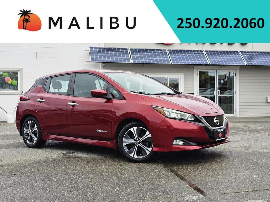 2018 Nissan LEAF SV Hatchback display photo
