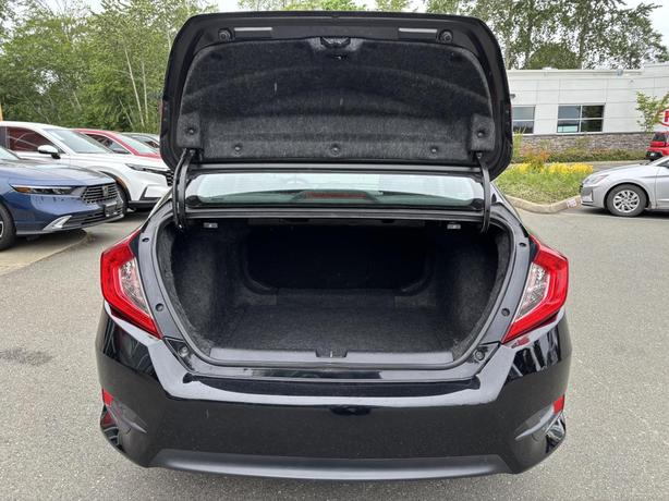 2017 Honda Civic Sedan Touring image 7