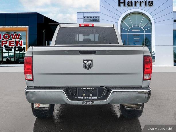 2017 RAM 1500 | 4WD Crew Cab 5.7 Box SLT | Bluetooth Connectivity | Low Km's! image 5