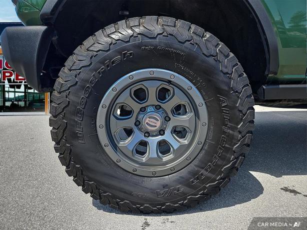 2022 Ford Bronco 4WD Sport Utility | No Reported Accidents | One Owner! image 6