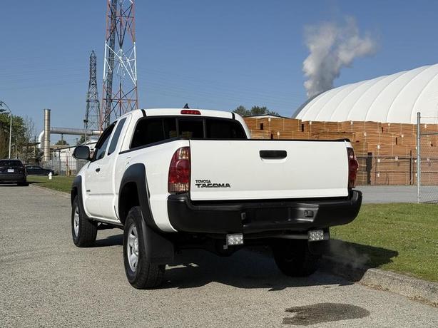 2015 Toyota Tacoma Access Cab 4WD image 8
