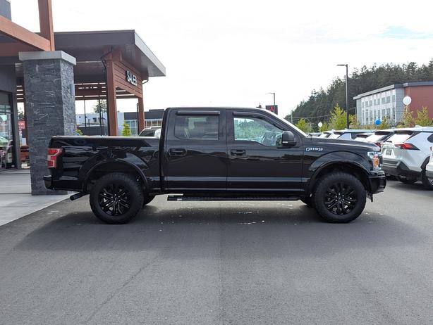 2019 Ford F-150 XLT -  5.0L V8, 4x4, Crew Cab, Short Box image 5