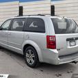2010 Dodge Grand Caravan SE AUTO, FABRIC SEATS, THREE ROWS, BLACK INTERIOR, AUTO thumbnail image 4