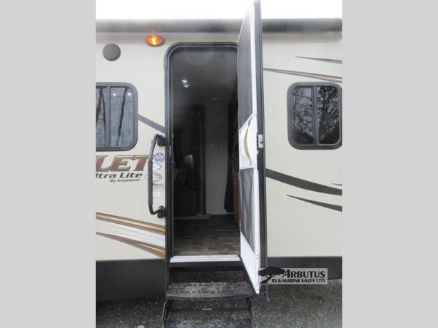 Used 2017 Keystone RV Bullet 247BHSWE image 4