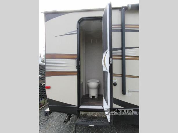 Used 2017 Keystone RV Bullet 247BHSWE image 7