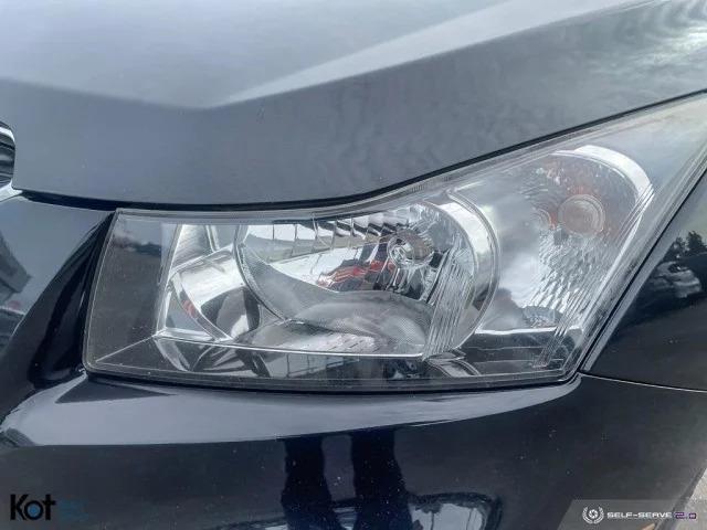 2015 CHEVROLET CRUZE display photo