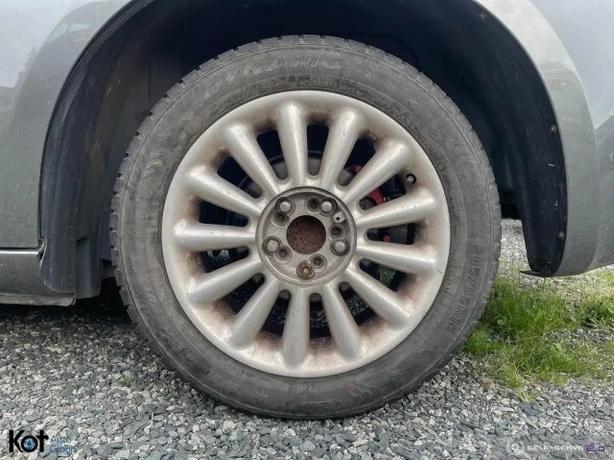 2013 CHRYSLER 200 image 6