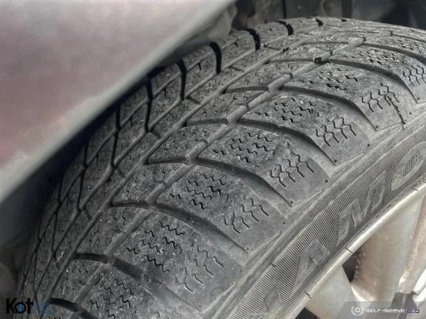 2013 CHRYSLER 200 image 7