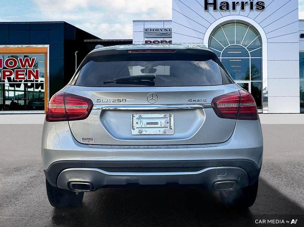 2020 Mercedes-Benz GLA-Class Gla 250 | No Reported Accidcents! image 5