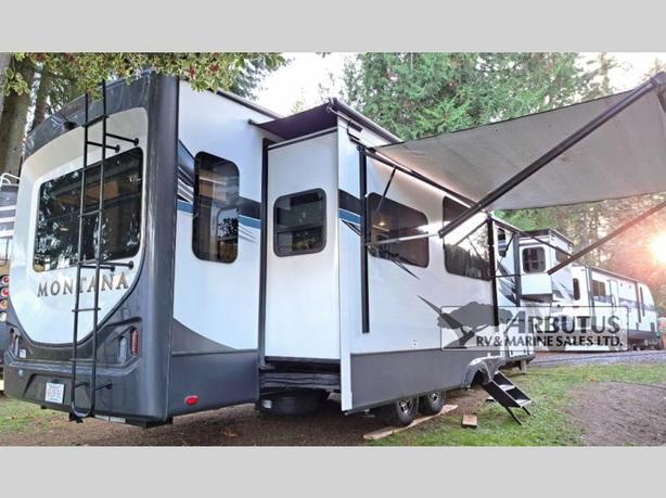 Used 2021 Keystone RV Montana Legend 3780RL image 3