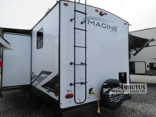 Used 2022 Grand Design Imagine 2800BH image 4