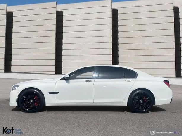 2015 BMW 7 SERIES image 7