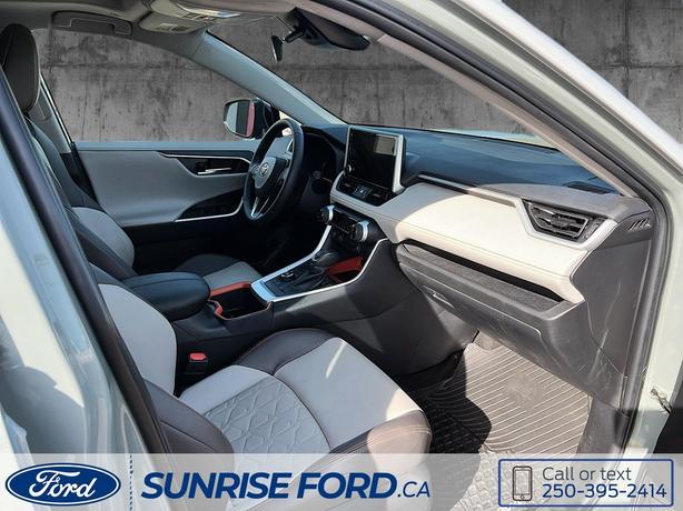 2023 Toyota RAV4 Trail, NO ACCIDENTS, LET'S GO PLACES image 8