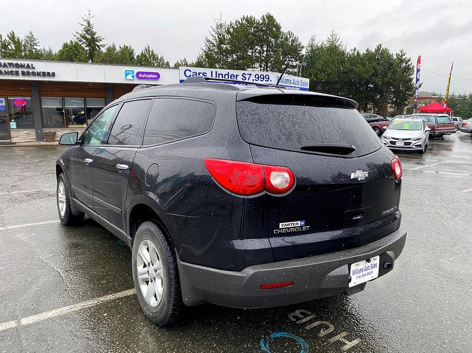 2009 Chevrolet  Traverse LS display photo
