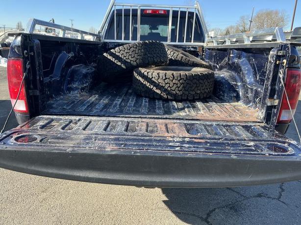 2014 RAM 3500 Long Box 4WD Crew Cab image 5