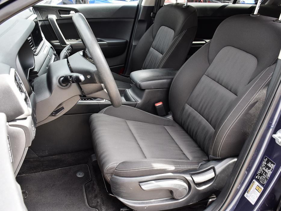 2020 Kia Sportage LX AWD - Heated Seats, Hill Assist Control display photo