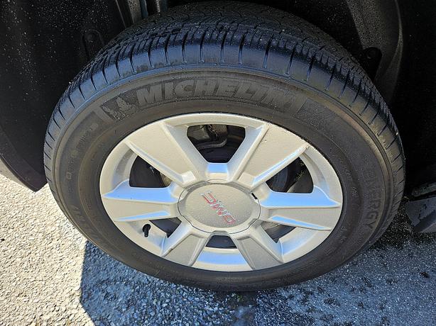 2013 GMC  Terrain SLE image 5