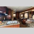 Used 2010 CrossRoads RV Zinger ZT290DB thumbnail image 7