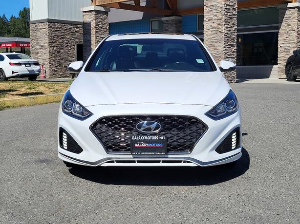 2018 Hyundai Sonata Sport FWD, Heated Seats, Sunroof, Bluetooth image 4