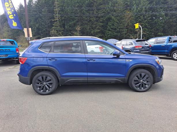 2024 Volkswagen Taos FWD - Heated Seats, Heated Wheel, Pano Roof image 5