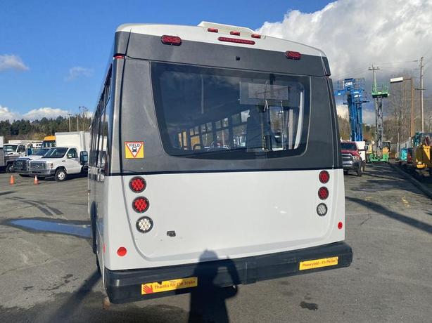 2018 Chevrolet Express G4500 21 Passenger Bus With Wheelchair Accessibility image 4