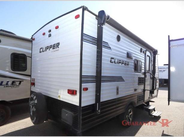 Used 2018 Coachmen RV Clipper Ultra-Lite 17BH image 4