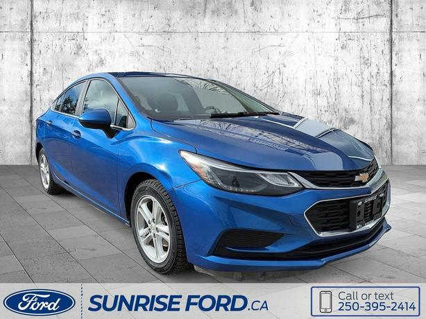 2018 Chevrolet Cruze LT FUEL EFFICIENT AND GREAT CARIBOO COMMUTER CAR!!! image 1