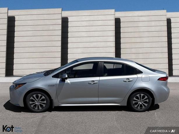 2021 Toyota Corolla Hybrid LOW KMS! PRE COLLISION! LANE KEEP ASSIST! image 3