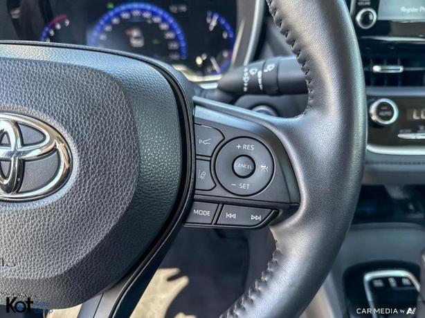 2021 Toyota Corolla Hybrid LOW KMS! PRE COLLISION! LANE KEEP ASSIST! image 8