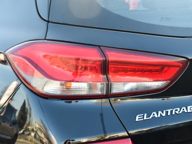 2018 Hyundai Elantra GT Sport - Sunroof, Leather, Heated Steering Wheel image 6