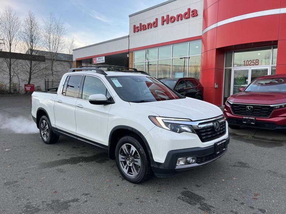 2018 Honda Ridgeline Touring display photo