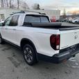 2018 Honda Ridgeline Touring thumbnail image 5